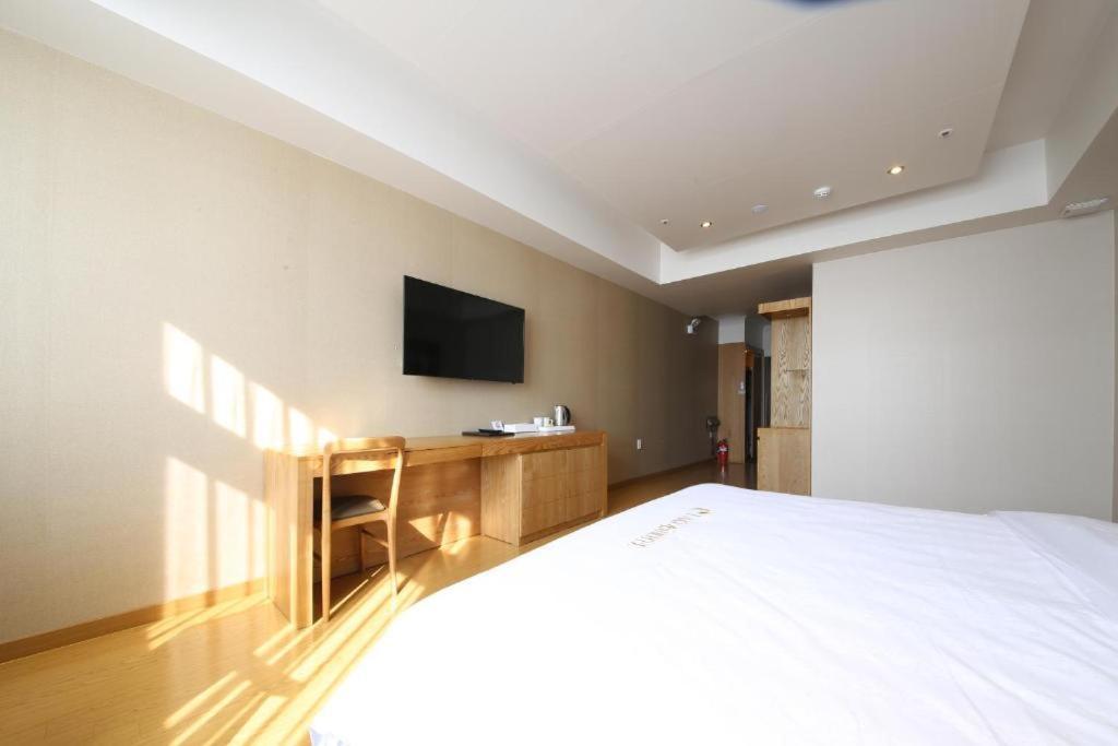 Naju Lake 45 Hotel מראה חיצוני תמונה