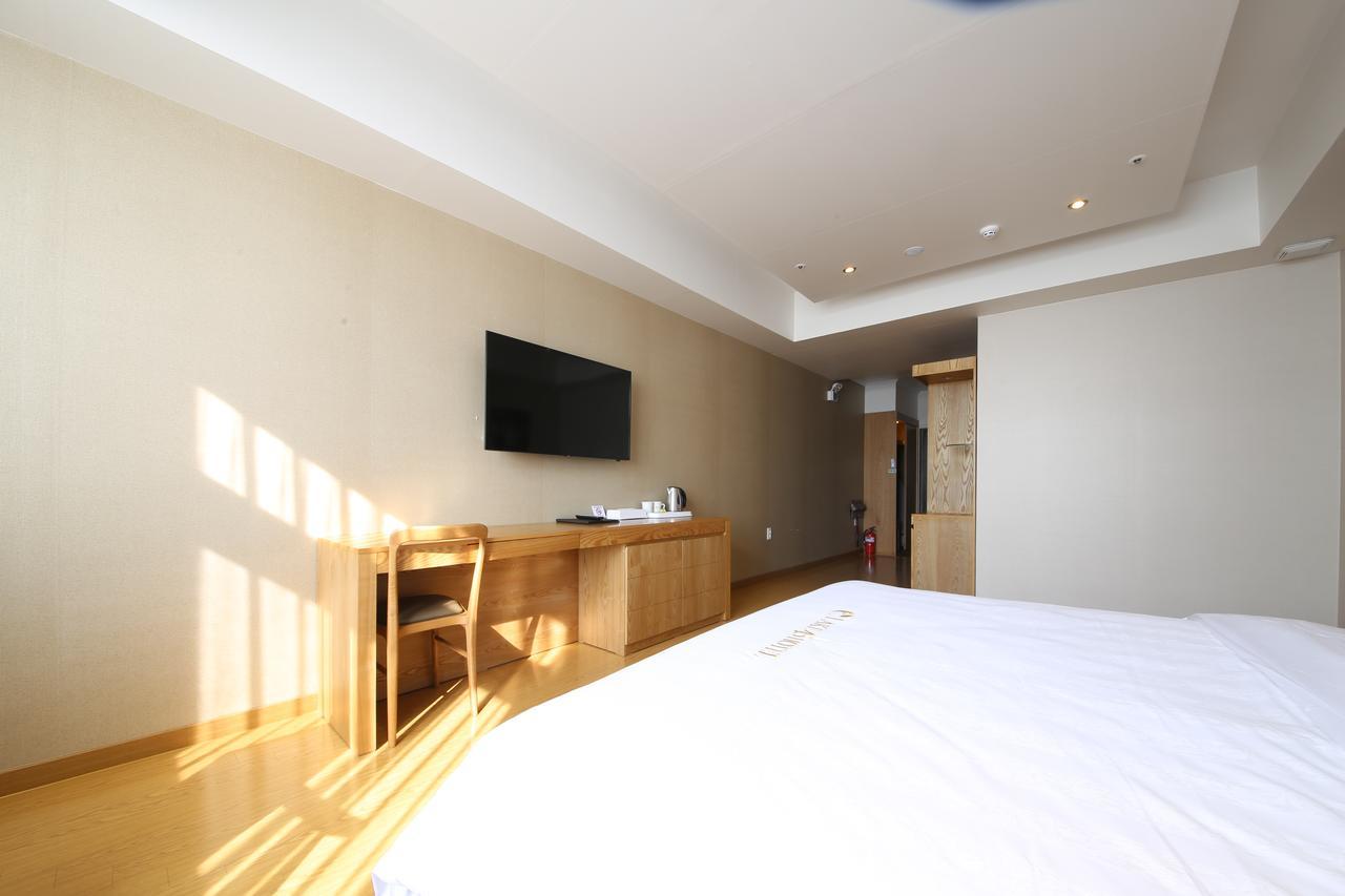 Naju Lake 45 Hotel מראה חיצוני תמונה
