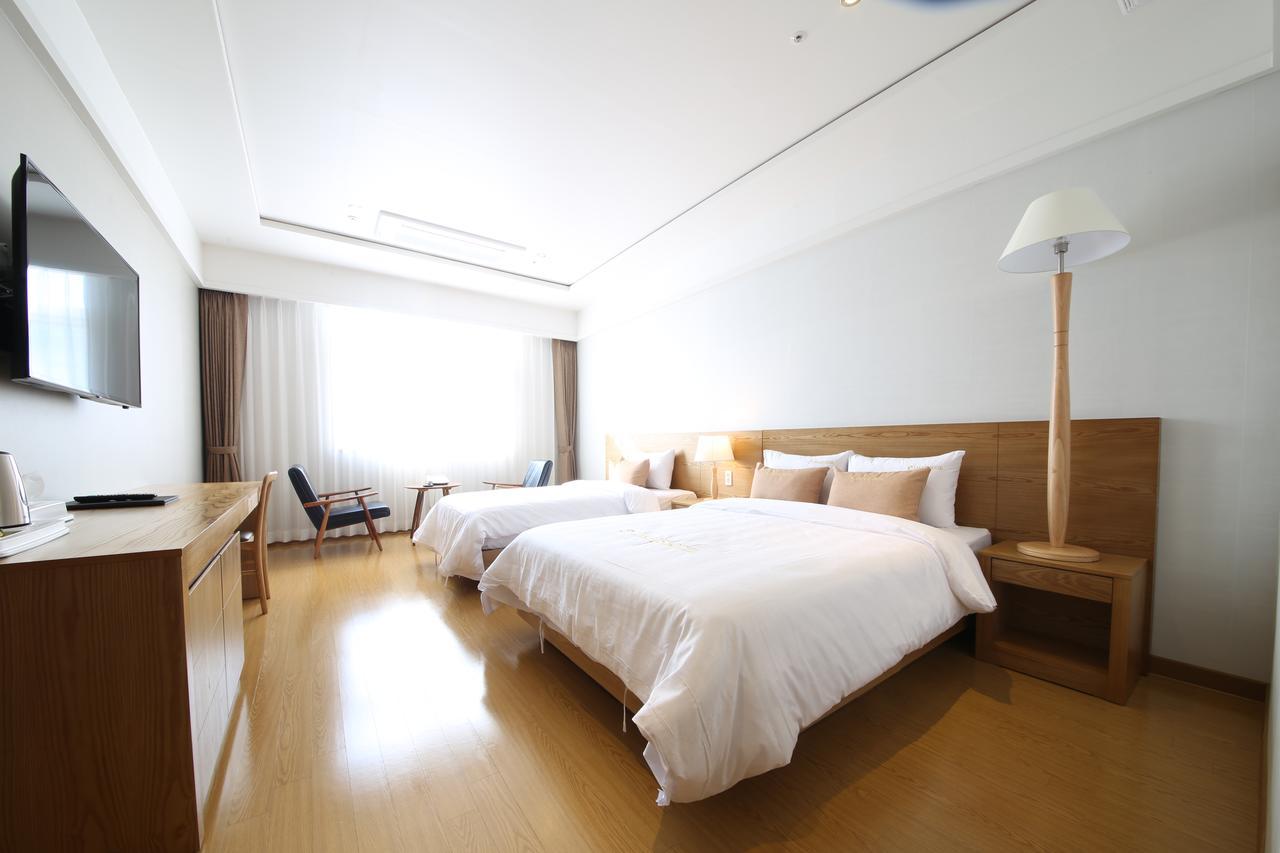 Naju Lake 45 Hotel מראה חיצוני תמונה